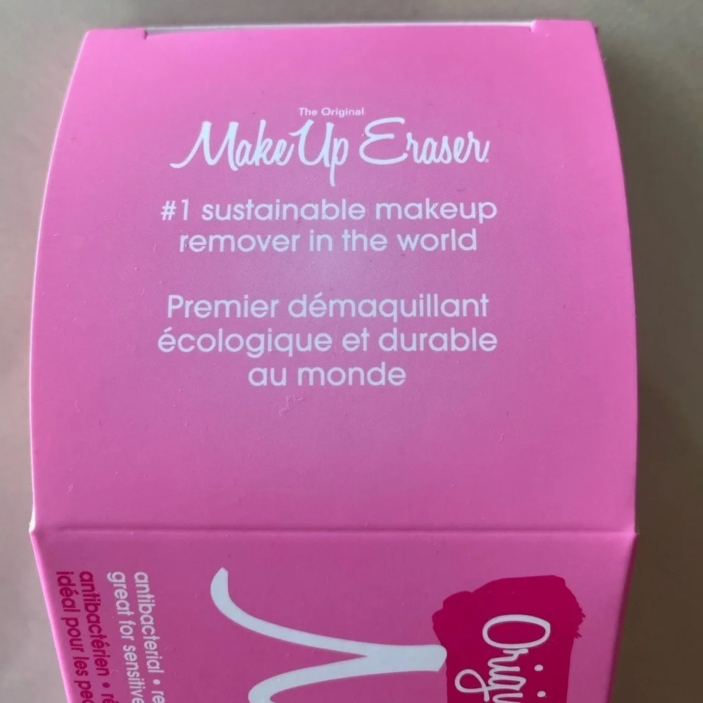 MakeUp Eraser brand new